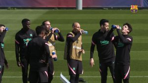 تمرینات بارسلونا پیش از بازی با پاری سن ژرمن