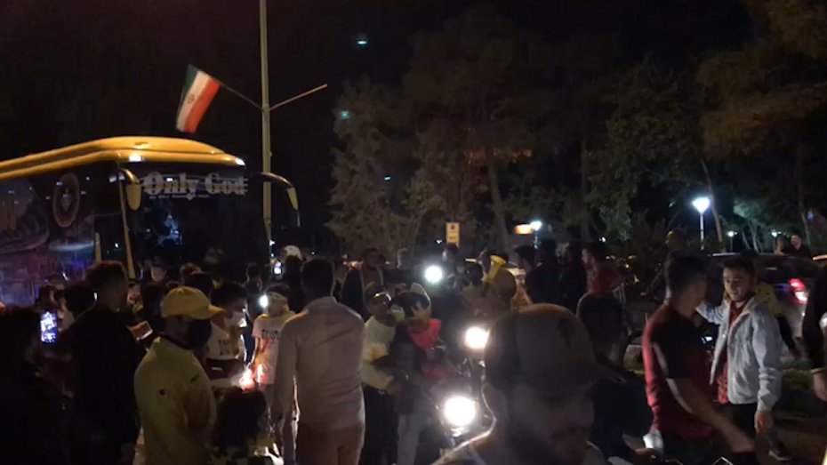 جشن هواداران سپاهان در سطح شهر بعد از برد