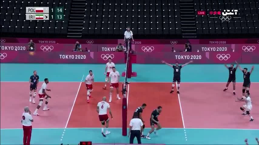 دفاع تماشایی تیم والیبال ایران در ست سوم مقابل لهستان