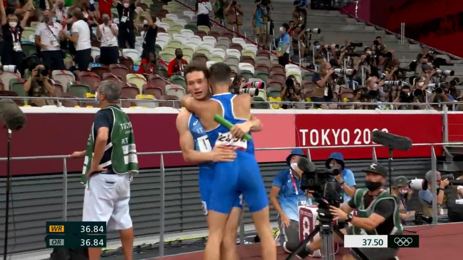 مدال طلای فوق العاده ایتالیا در دو چهارصد متر