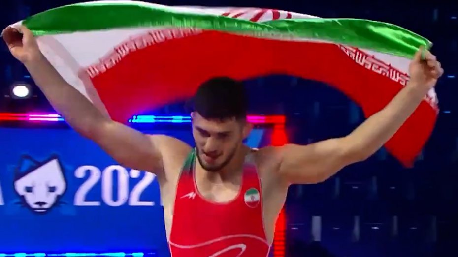 کسب مدال طلای نخودی در وزن (79KG)
