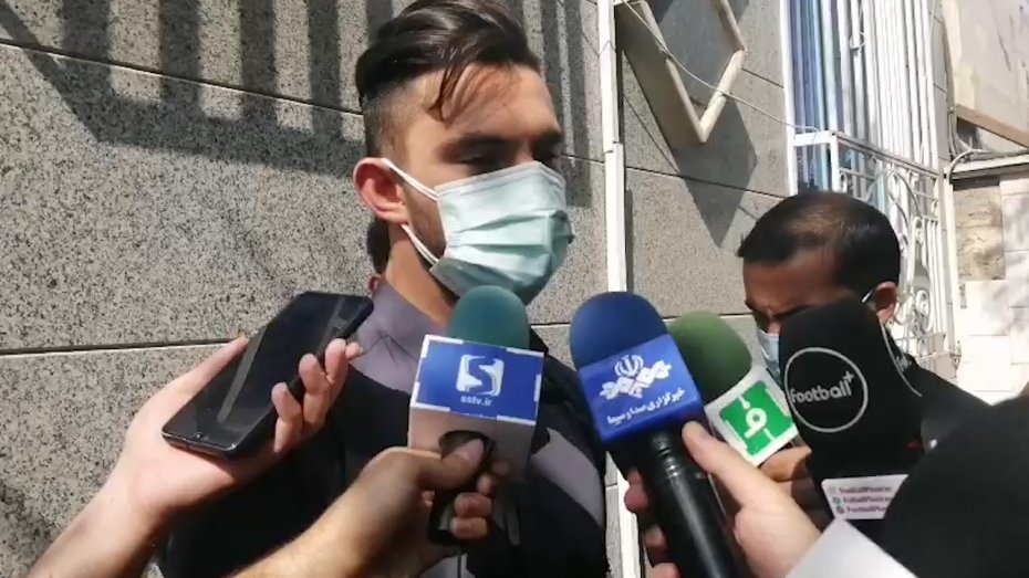 آزادی: با استقلال سفید امضا کردم