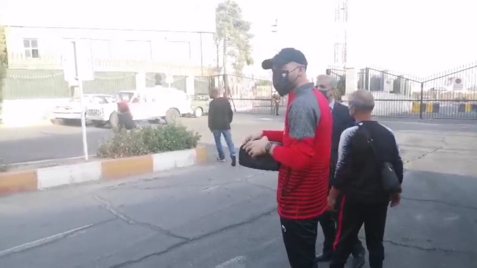 حضور عبدی در فرودگاه جهت پرواز به عربستان