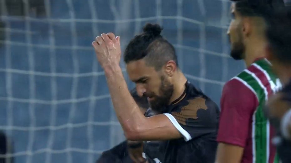 اشتباه منجر به گل خالد شفیعی در رقابت های AFC کاپ