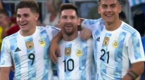 دبل لیونل مسی برای آرژانتین مقابل استونی