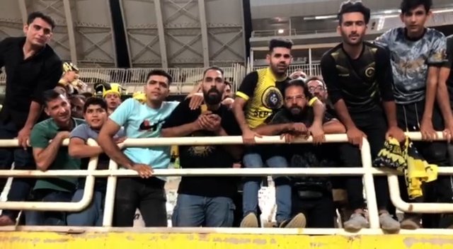 هواداران سپاهان: ورودی‌ها از خروجی‌ها بهتر هستند