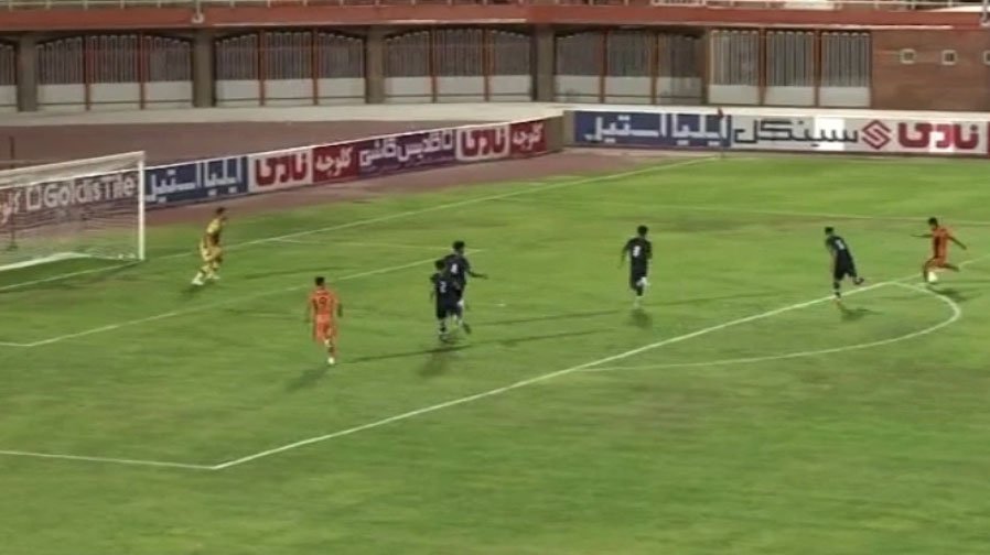 سوپرگل کاظمیان؛ گل اول مس کرمان به پیکان
