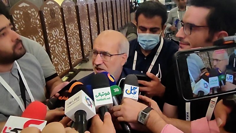 عزیزمحمدی: مجمع برنامه من را نپذیرفت احترام می‌گذارم