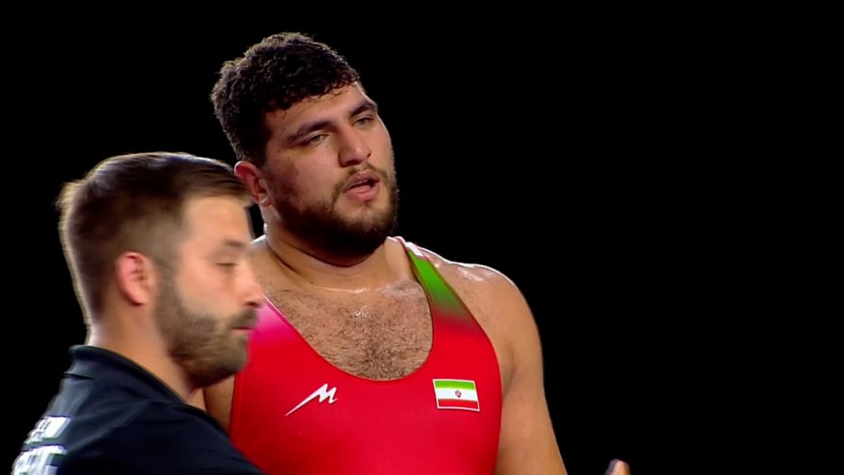 پیروزی یوسفی در فینال برابر نماینده آذربایجانی (130 kg)