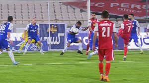 صحنه مشکوک پنالتی برای پرسپولیس برابر استقلال