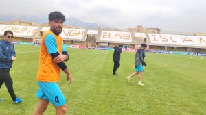 گرم کردن بازیکنان پیکان پیش از بازی با استقلال خوزستان