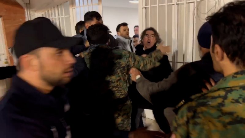  نزاع ریکاردو ساپینتو و ماموران انتظامی