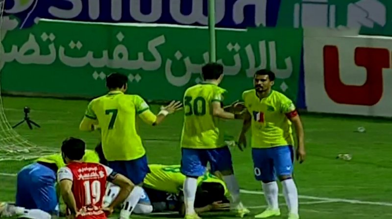گل اول صنعت نفت آبادان به پرسپولیس (فردین یوسفی)