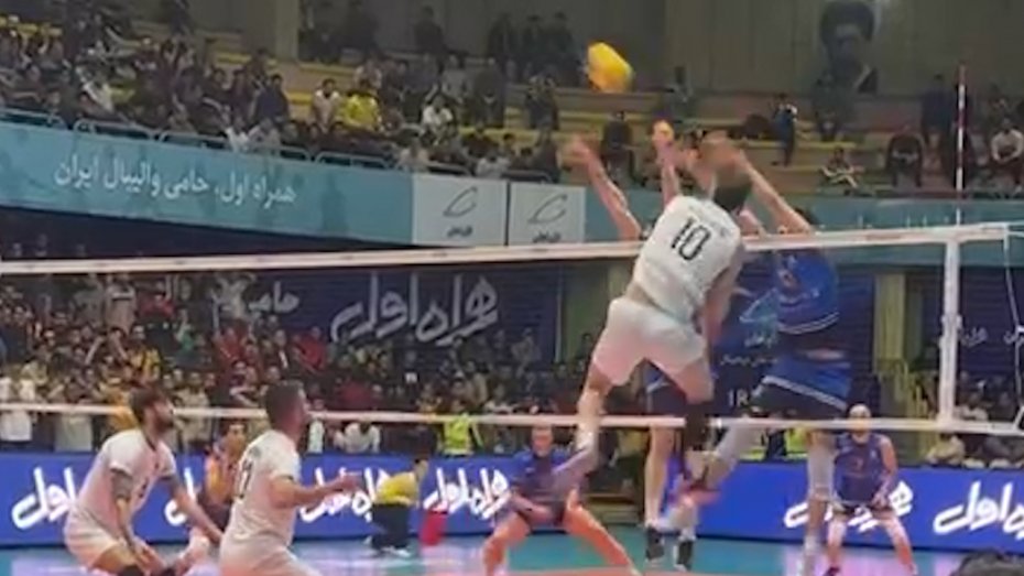طلسم مدافع عنوان قهرمانی هم شکست