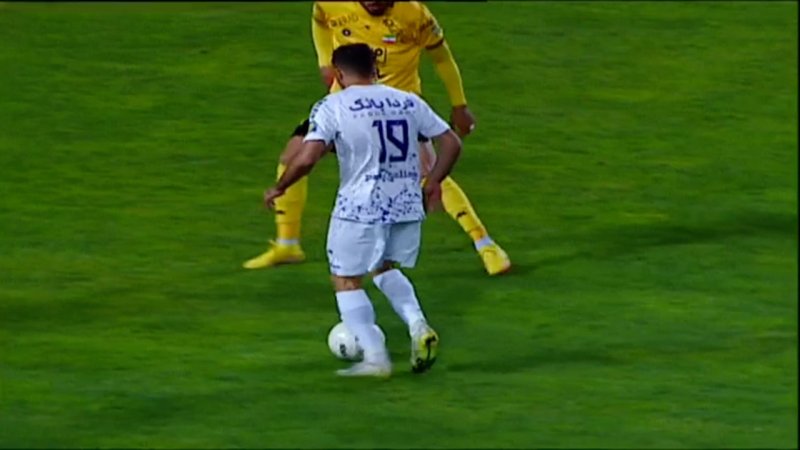 گل اول هوادار به سپاهان (صادقی)