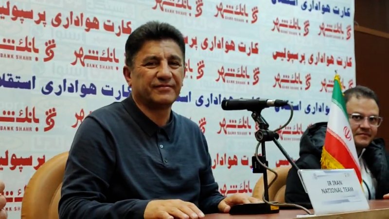 تشکر ویژه امیر قلعه‌نویی از حضور بانوان در ورزشگاه