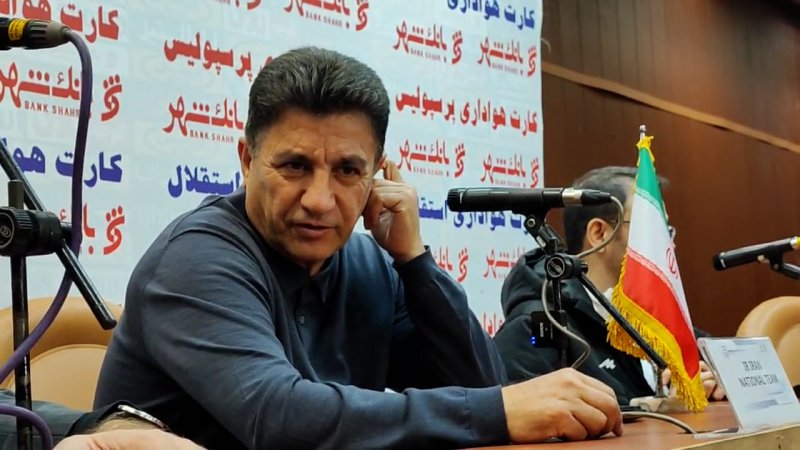 قلعه‌نویی: بازیکنان حاضر مانند سرباز وطن بودند