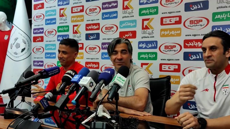 شوخی شمسایی با کاپیتان پرسابقه تیم فوتسال ازبکستان