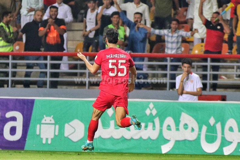 فولاد سرشار از استعداد جوان است 