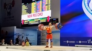 تیان تائوبا در ۲۲۲ کیلوگرم رکورد دوضرب دنیا را شکست