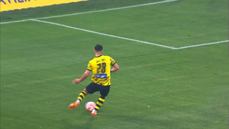 پاس گل احسان حاج صفی برابر ولوس