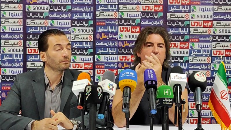 متاسفم که نمی‌توانیم برای قهرمانی بجنگیم