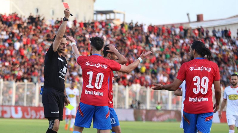 اخراج مهرداد عبدی در دیدار برابر پرسپولیس