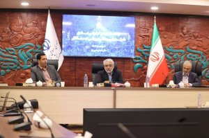 مجمع استقلال در غیاب سجادی و هیئت مدیره برگزار شد