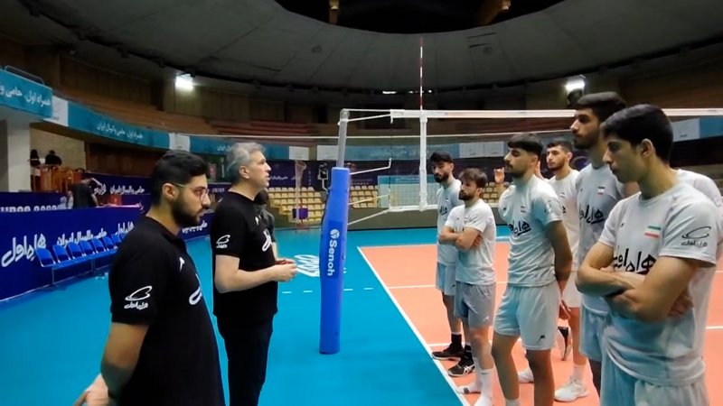 صحبت‌های مومنی مقدم در پایان آخرین تمرین جوانان