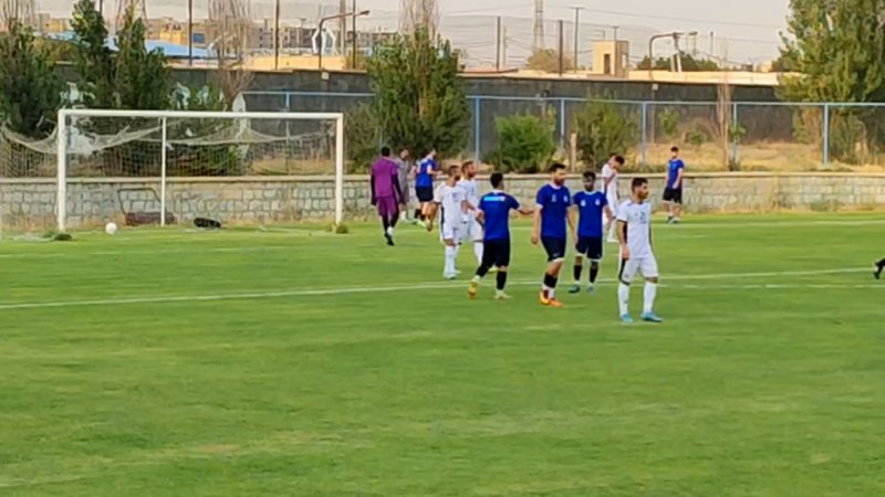 تک گل ملوان در بازی دوستانه مقابل هوادار