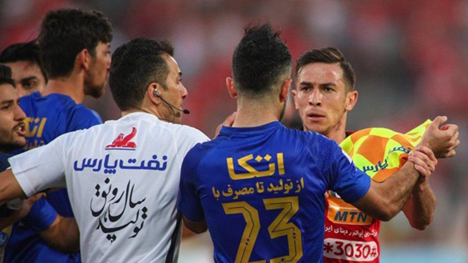 پاسخ فرشاد به احتمال حضور در استقلال