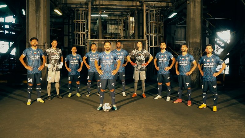 رونمایی باشگاه گل‌گهر از کیت جدید این فصل