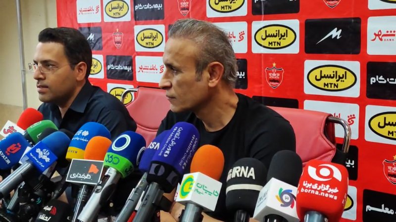 امیدوارم با عملکرد خوب هواداران را خوشحال کنیم