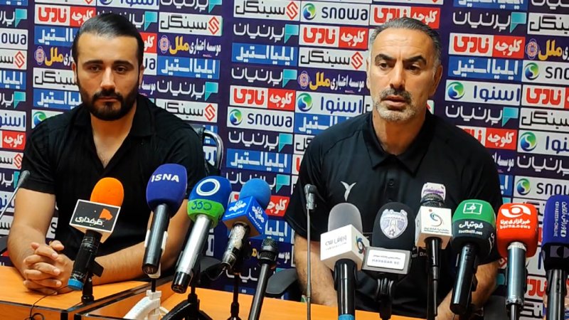 فکری: صدرنشینی را دوست داریم، اما فریبش را نمی‌خوریم