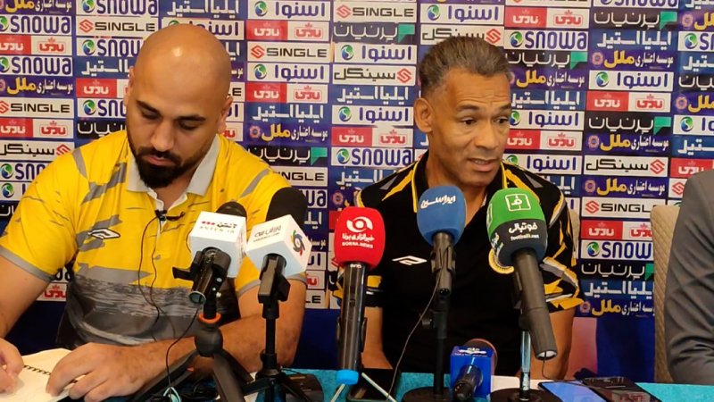 هواداران در اصفهان فقط یک بازی نخواهند دید 