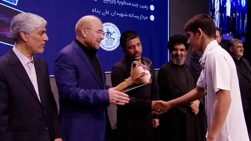 مراسم تجلیل از تیم ملی جوانان و نوجوانان کشتی