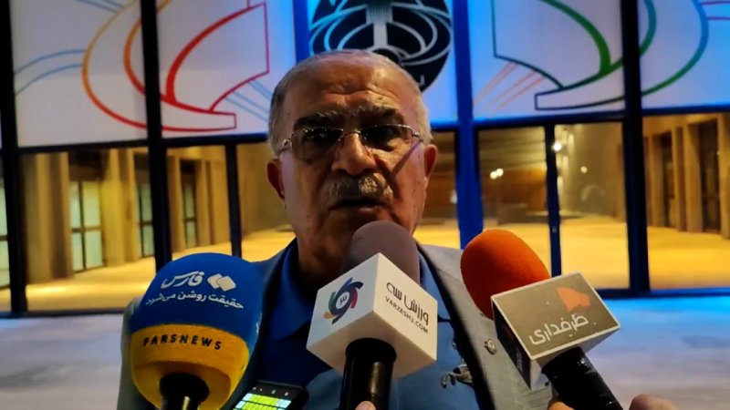 روشن: استقلال چوب انتخاب‌های اشتباه را می‌خورد