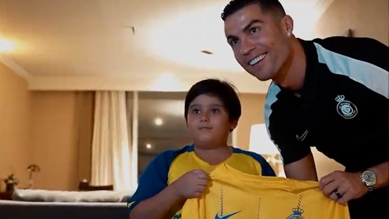 رونالدو آرزوی کودک ایرانی را برآورده کرد