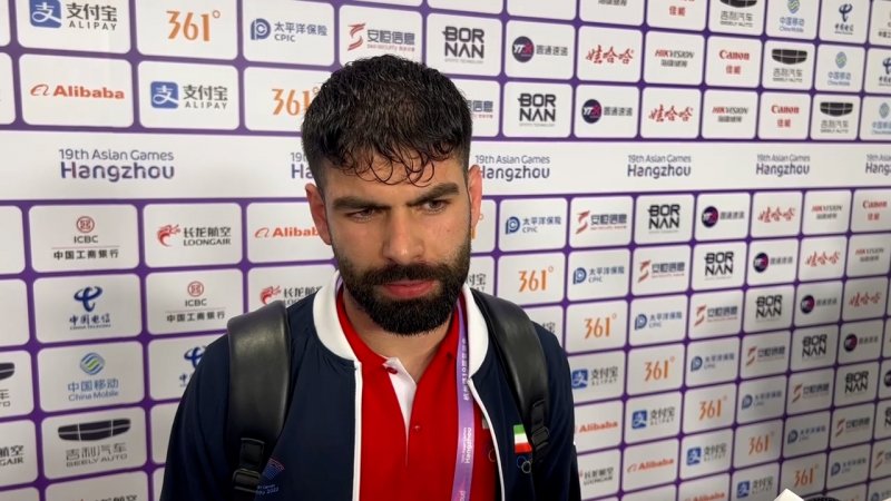 امیدوارم در ایران هم چنین چمن‌هایی فراهم شود