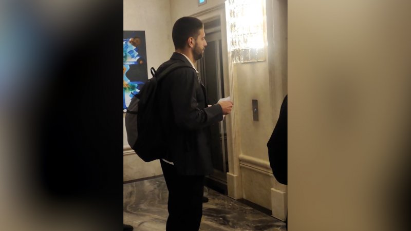 ستاره صربستانی الهلال به هتل اسپیناس رسید