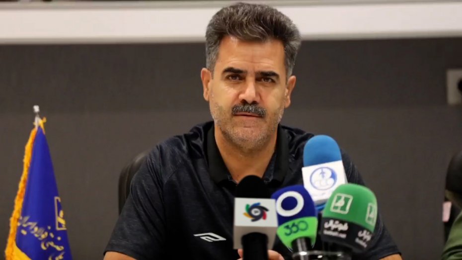 پورموسوی: بازیکنان ما باید در فضای لیگ برتر قرار گیرند