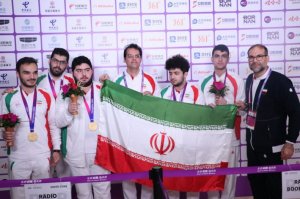 اهدای مدال طلای شطرنج هانگژو به تیم ملی ایران