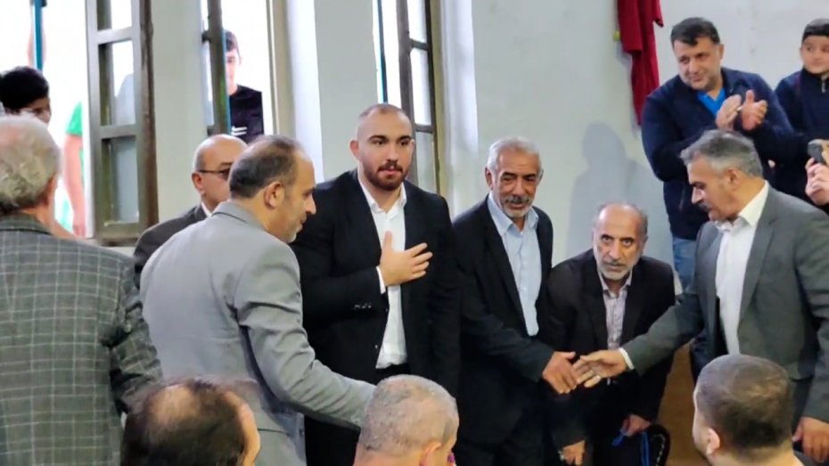 رخصت پهلوانی امیرحسین زارع در زورخانه آمل