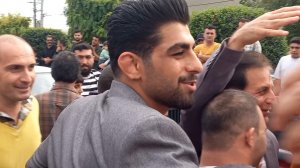 هادی ساروی در آغوش طرفداران و هواداران آملی