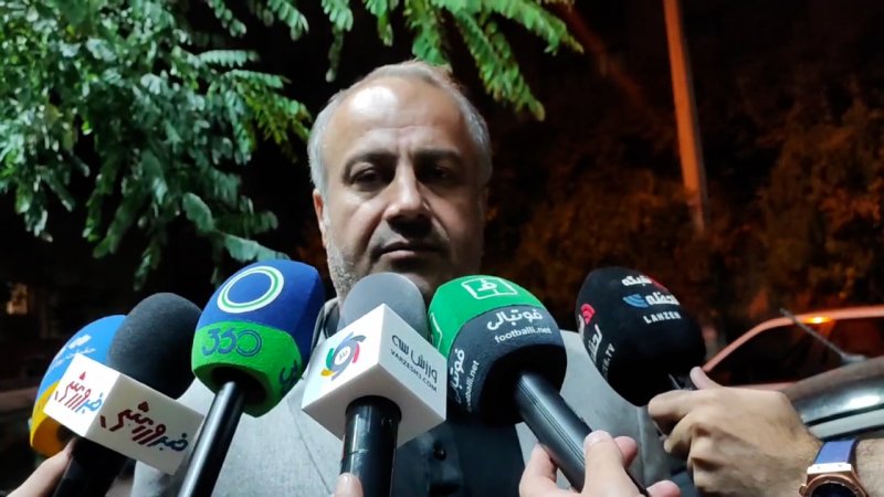 خبیری: یحیی باید بماند و پرسپولیس را قهرمان کند