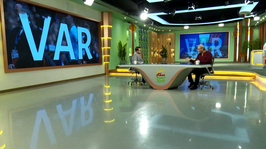 خیابانی: از فردا VAR را نصب کنید!