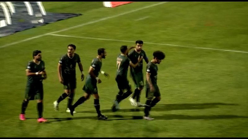 گل اول شمس آذر به تراکتور (سرآبادانی)