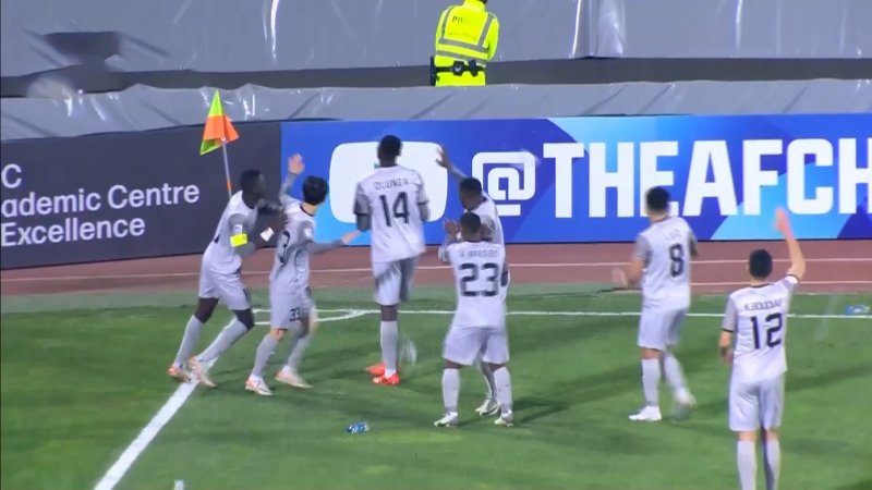 گل دوم الدحیل به پرسپولیس توسط مایکل اولونگا