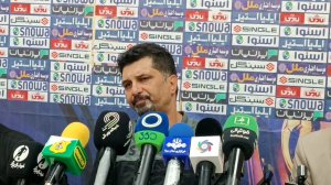 حسینی: برنامه ریزی لیگ به تیم‌ها ضربه زده است
