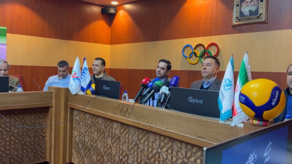 آغاز نشست خبری سرپرست جدید فدراسیون والیبال